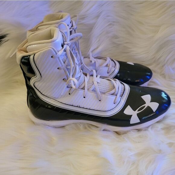 Under Armour High Top Cleats - Picture 2 of 7